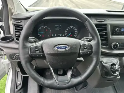 Ford Transit 2020 - 16900 EUR, 200000 km - AUTO.MOTO.pt - 200000km - foto 23 de 37
