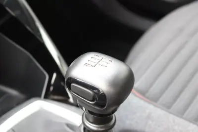 Peugeot 2008 2021 - 18700 EUR, 48176 km - AUTO.MOTO.pt - 48176km - foto 13 de 32