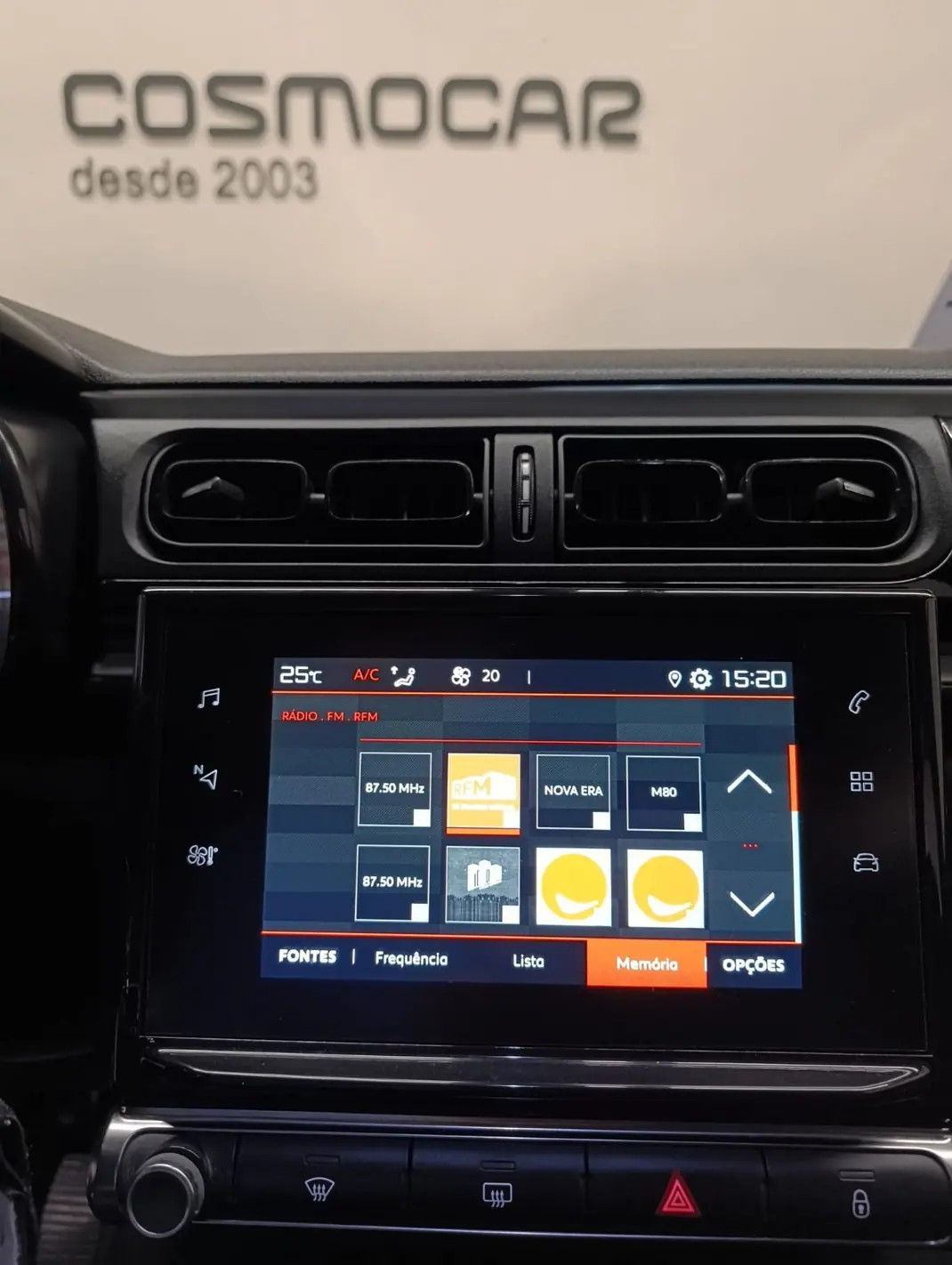 Citroën C3 2019 - 10400 EUR, 82650 km - AUTO.MOTO.pt - 82650km - foto 8 de 13