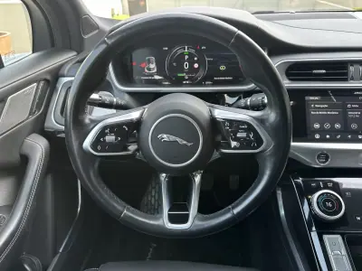 Jaguar I-Pace 2018 - 27900 EUR, 113000 km - AUTO.MOTO.pt - 113000km - foto 33 de 59
