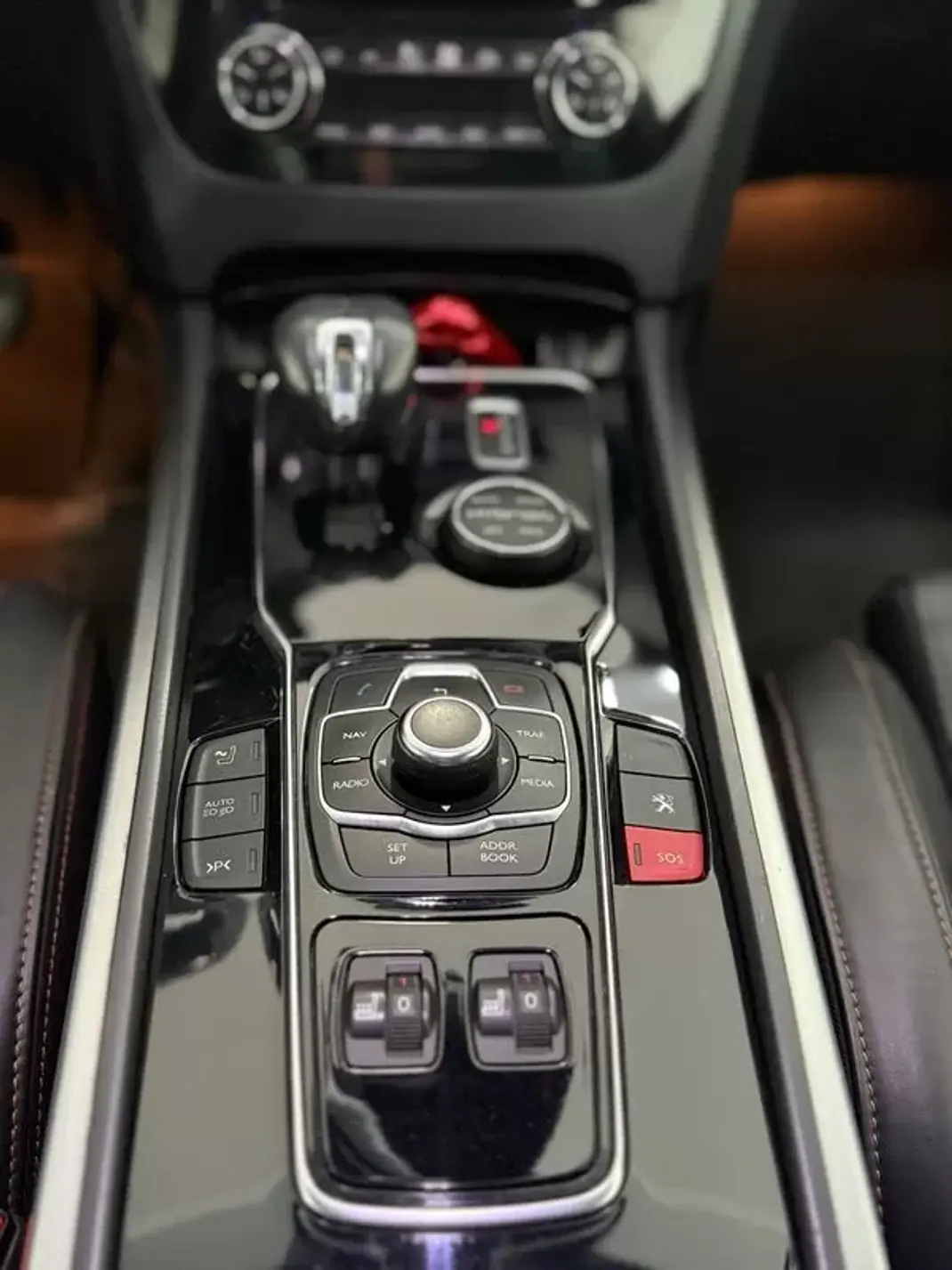 Peugeot 508 RXH 2014 - 13990 EUR, 270000 km - AUTO.MOTO.pt - 270000km - foto 16 de 25