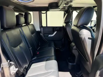 Jeep Wrangler Unlimited 2018 - 49900 EUR, 70780 km - 70780km - foto 10 de 16