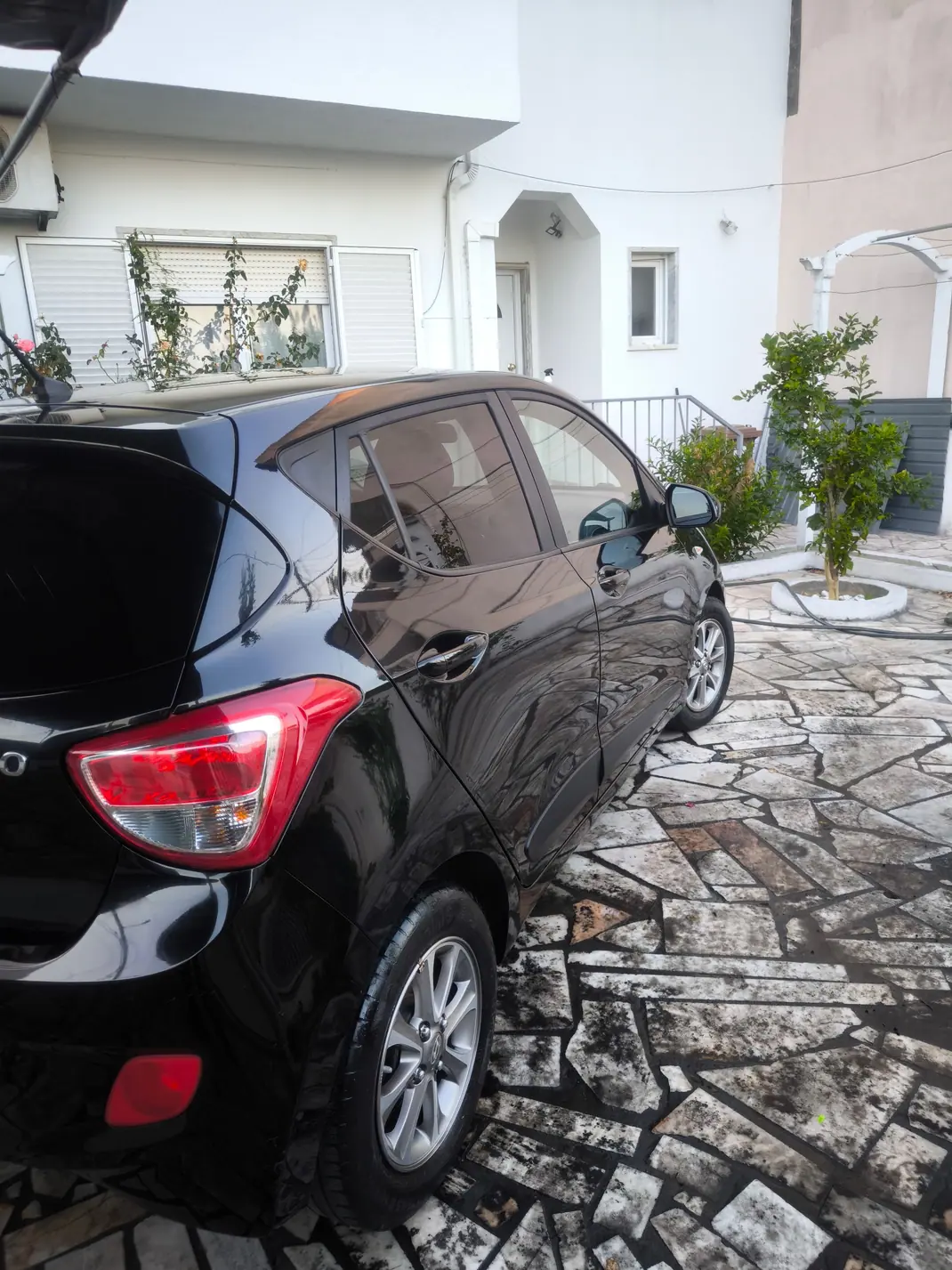 Hyundai i10 2016 - 8990 EUR, 75000 km - 75000km - foto 6 de 14