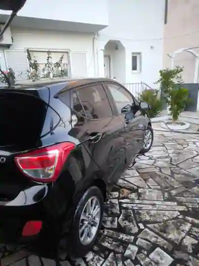 Hyundai i10 2016 - 8990 EUR, 75000 km - 75000km - foto 6 de 14