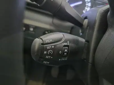 Citroën C3 2018 - 9990 EUR, 98339 km - AUTO.MOTO.pt - 98339km - foto 26 de 34