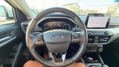 Ford Focus SW 2019 - 14200 EUR, 107787 km - 107787km - foto 16 de 17