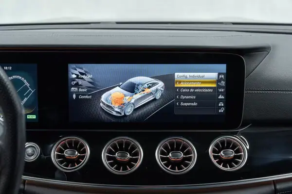 Mercedes-Benz AMG GT 2020 - 89950 EUR, 55000 km - AUTO.MOTO.pt - 55000km - foto 33 de 44