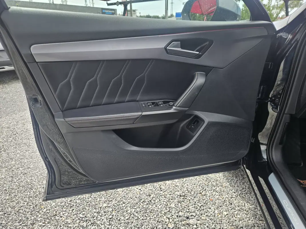 Cupra Formentor 2021 - 25500 EUR, 92701 km - AUTO.MOTO.pt - 92701km - foto 29 de 66