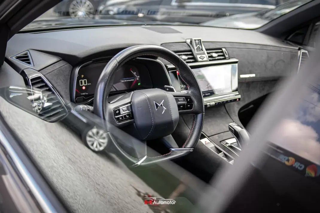 DS DS7 Crossback 2019 - 23500 EUR, 114000 km - 114000km - foto 14 de 50