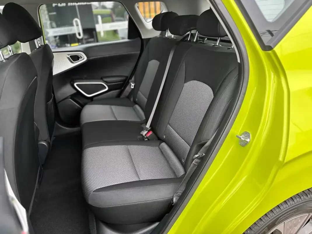 Kia e-Soul 2021 - 15900 EUR, 69728 km - AUTO.MOTO.pt - 69728km - foto 27 de 30