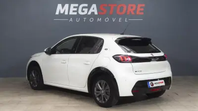 Peugeot e-208 2021 - 16350 EUR, 46000 km - AUTO.MOTO.pt - 46000km - foto 5 de 32
