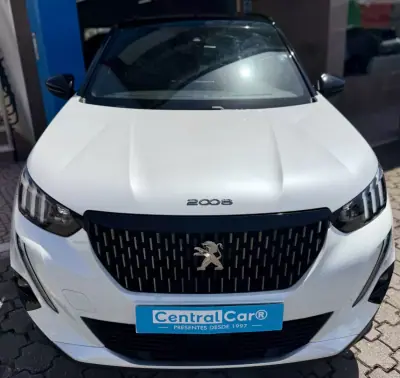Peugeot 2008 2021 - 16950 EUR, 41000 km - AUTO.MOTO.pt - 41000km - foto 4 de 30