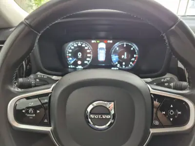 Volvo V60 2021 - 31800 EUR, 74884 km - AUTO.MOTO.pt - 74884km - foto 17 de 34