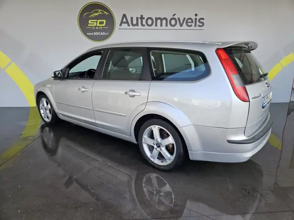 Ford Focus SW 2007 - 3750 EUR, 215000 km - 215000km - foto 2 de 8