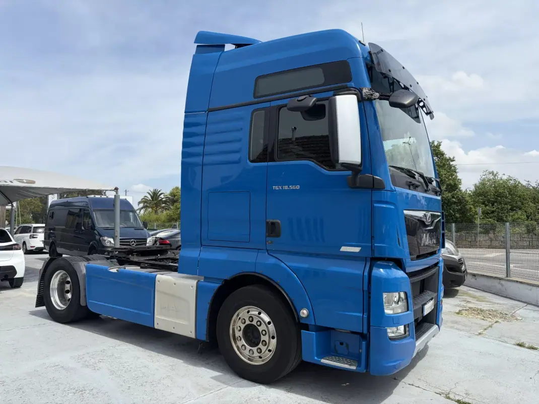 Man 2016 - 33000 EUR, 500000 km - AUTO.MOTO.pt - 500000km - foto 3 de 19