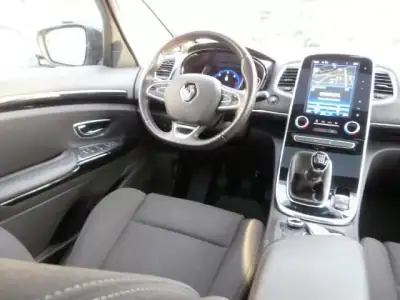Renault Espace 2018 - 22600 EUR, 151275 km - AUTO.MOTO.pt - 151275km - foto 12 de 34