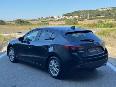 Mazda 3 2015 - 11950 EUR, 50000 km - 50000km - foto 4 de 20