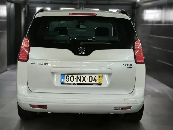Peugeot 5008 2013 - 10950 EUR, 159800 km - AUTO.MOTO.pt - 159800km - foto 13 de 62