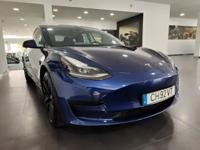 Tesla Model 3 2021 - 25990 EUR, 100000 km - AUTO.MOTO.pt - 100000km - foto 12 de 46
