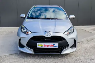 Toyota Yaris 2021 - 14990 EUR, 50250 km - AUTO.MOTO.pt - 50250km - foto 2 de 30
