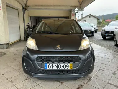 Peugeot 107 2013 - 6950 EUR, 152714 km - AUTO.MOTO.pt - 152714km - foto 9 de 21