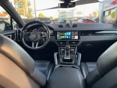 Porsche Cayenne Coupé 2019 - 64900 EUR, 158650 km - AUTO.MOTO.pt - 158650km - foto 3 de 16
