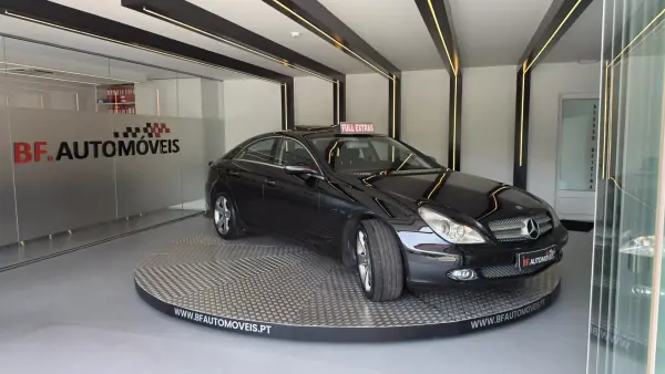 Mercedes-Benz CLS 320 2008 - 11900 EUR, 248910 km - 248910km - foto 5 de 64