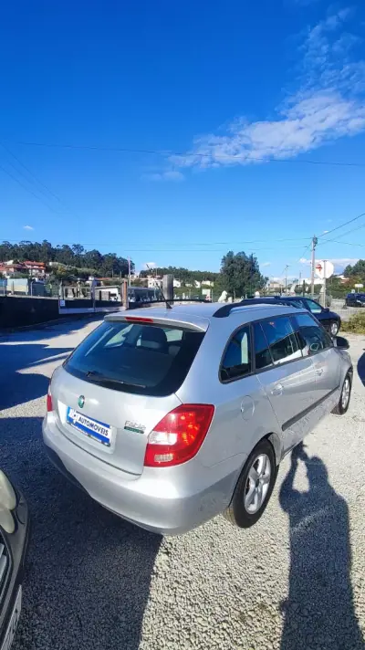 Skoda Fabia Break 2008 - 5788 EUR, 203987 km - AUTO.MOTO.pt - 203987km - foto 22 de 22