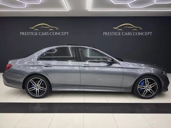 Mercedes-Benz E 220 2018 - 32950 EUR, 118099 km - AUTO.MOTO.pt - 118099km - foto 2 de 48
