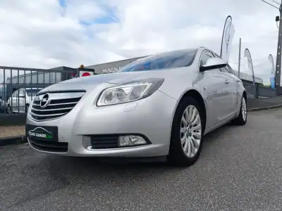 Opel Insignia Sports Tourer 2009 - 7500 EUR, 266000 km - AUTO.MOTO.pt - 266000km - foto 6 de 24