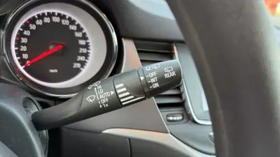 Opel Astra Sports Tourer 2021 - 11640 EUR, 149717 km - AUTO.MOTO.pt - 149717km - foto 44 de 52