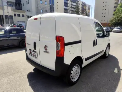 Fiat FIORINO 1.3 MULTIJET 2019 - 9480 EUR, 157000 km - AUTO.MOTO.pt - 157000km - foto 10 de 24