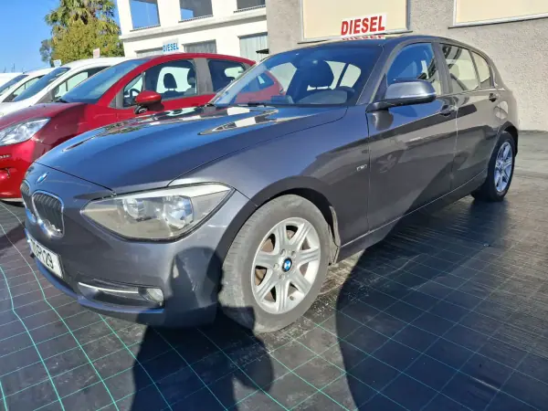 BMW 116 2014 - 13900 EUR, 205123 km - AUTO.MOTO.pt - 205123km - foto 7 de 11