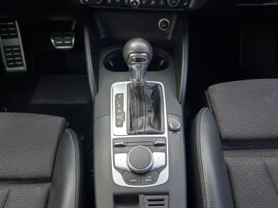 Audi A3 Sportback 2017 - 18990 EUR, 164000 km - AUTO.MOTO.pt - 164000km - foto 20 de 33