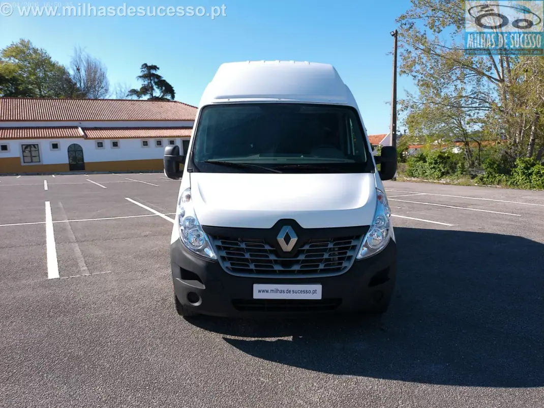 Renault 2017 - 16750 EUR, 185000 km - AUTO.MOTO.pt - 185000km - foto 6 de 21