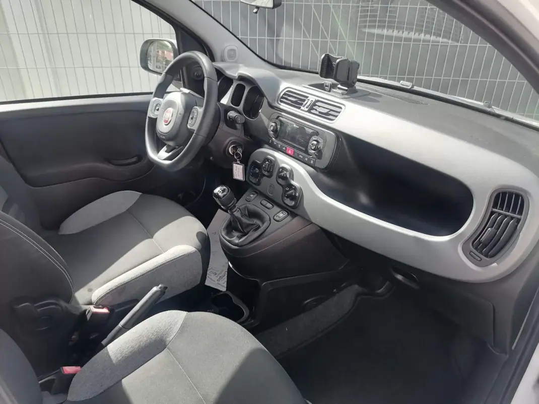 Fiat Panda 2022 - 10900 EUR, 74186 km - 74186km - foto 8 de 12