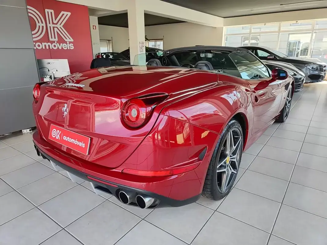 Ferrari California 2016 - 157000 EUR, 73000 km - AUTO.MOTO.pt - 73000km - foto 13 de 56