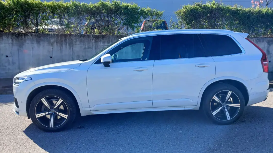 Volvo XC 90 2016 - 38750 EUR, 156000 km - AUTO.MOTO.pt - 156000km - foto 4 de 25