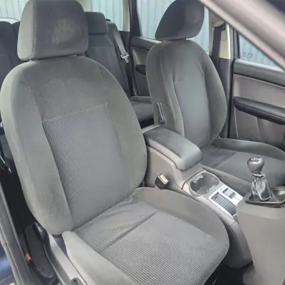 Ford C-Max 2005 - 5450 EUR, 238550 km - AUTO.MOTO.pt - 238550km - foto 15 de 17