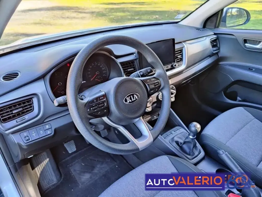 Kia Stonic 2021 - 14950 EUR, 58240 km - AUTO.MOTO.pt - 58240km - foto 12 de 29
