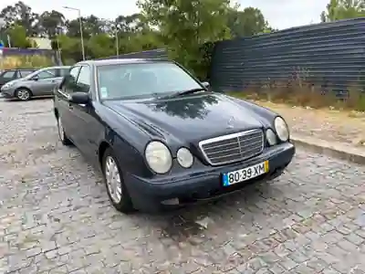 Mercedes-Benz E 270 2000 - 448000km