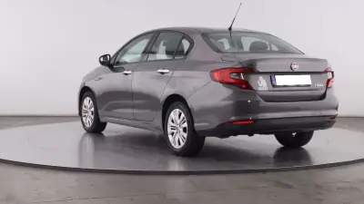Fiat Tipo Sedan 2016 - 6999 EUR, 99000 km - AUTO.MOTO.pt - 99000km - foto 11 de 12