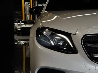 Mercedes-Benz E 300 2019 - 33490 EUR, 105000 km - AUTO.MOTO.pt - 105000km - foto 7 de 46