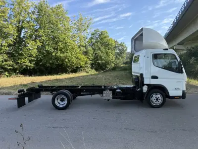 Mitsubishi FUSO CANTER 3C15 AC/ABS DUONIC PLATAFORMA DHOLLANDIA 2022 - 28900 EUR, 190000 km - AUTO.MOTO.pt - 190000km - foto 5 de 26