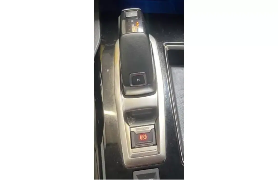 Peugeot 5008 2019 - 15490 EUR, 94260 km - 94260km - foto 9 de 17