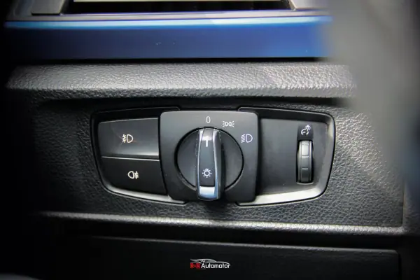 BMW 118 2014 - 16250 EUR, 165000 km - AUTO.MOTO.pt - 165000km - foto 40 de 42