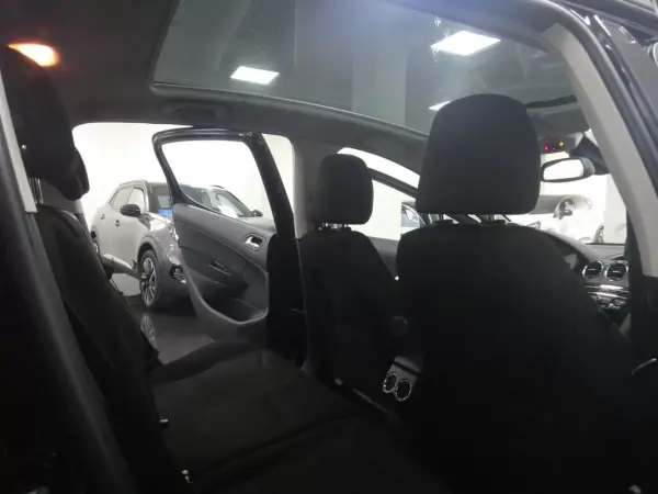 Peugeot 308 2012 - 7250 EUR, 172520 km - AUTO.MOTO.pt - 172520km - foto 43 de 50