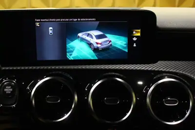 Mercedes-Benz A 250 2020 - 23900 EUR, 140000 km - AUTO.MOTO.pt - 140000km - foto 25 de 35