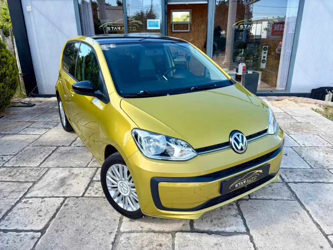 Volkswagen Up! 2018 - 12490 EUR, 69990 km - AUTO.MOTO.pt - 69990km - foto 1 de 11