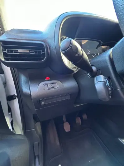Citroën Berlingo 2022 — foto 6 de 15